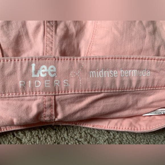 Lee Riders - Picture 3 of 4